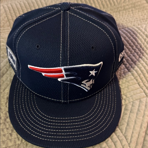 New Era New England Patriots Navy Blue flat brim fitted Hat never worn 7 5/8 - Picture 2 of 6
